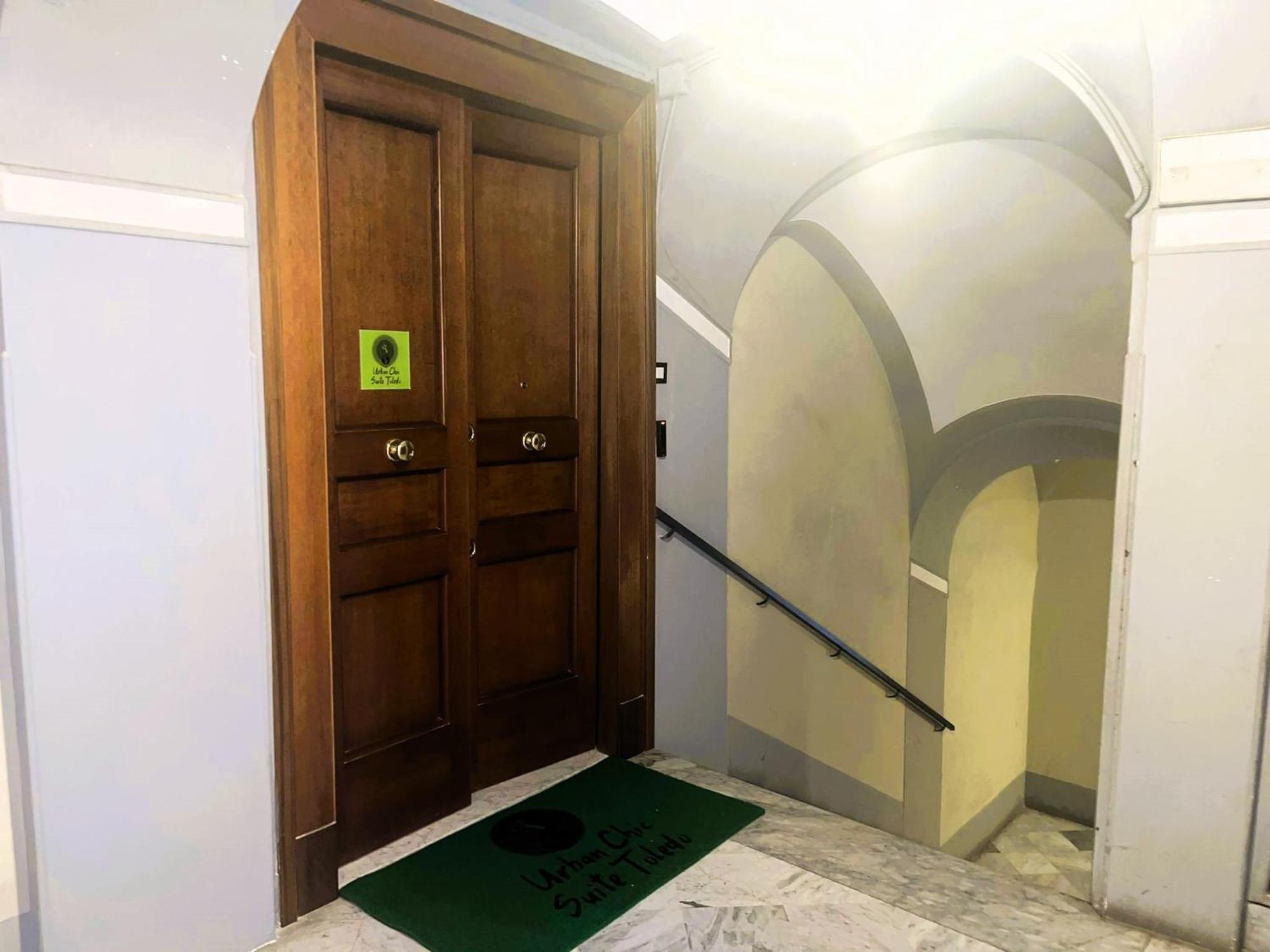 Urban Chic Suite Toledo Napoli Esterno foto