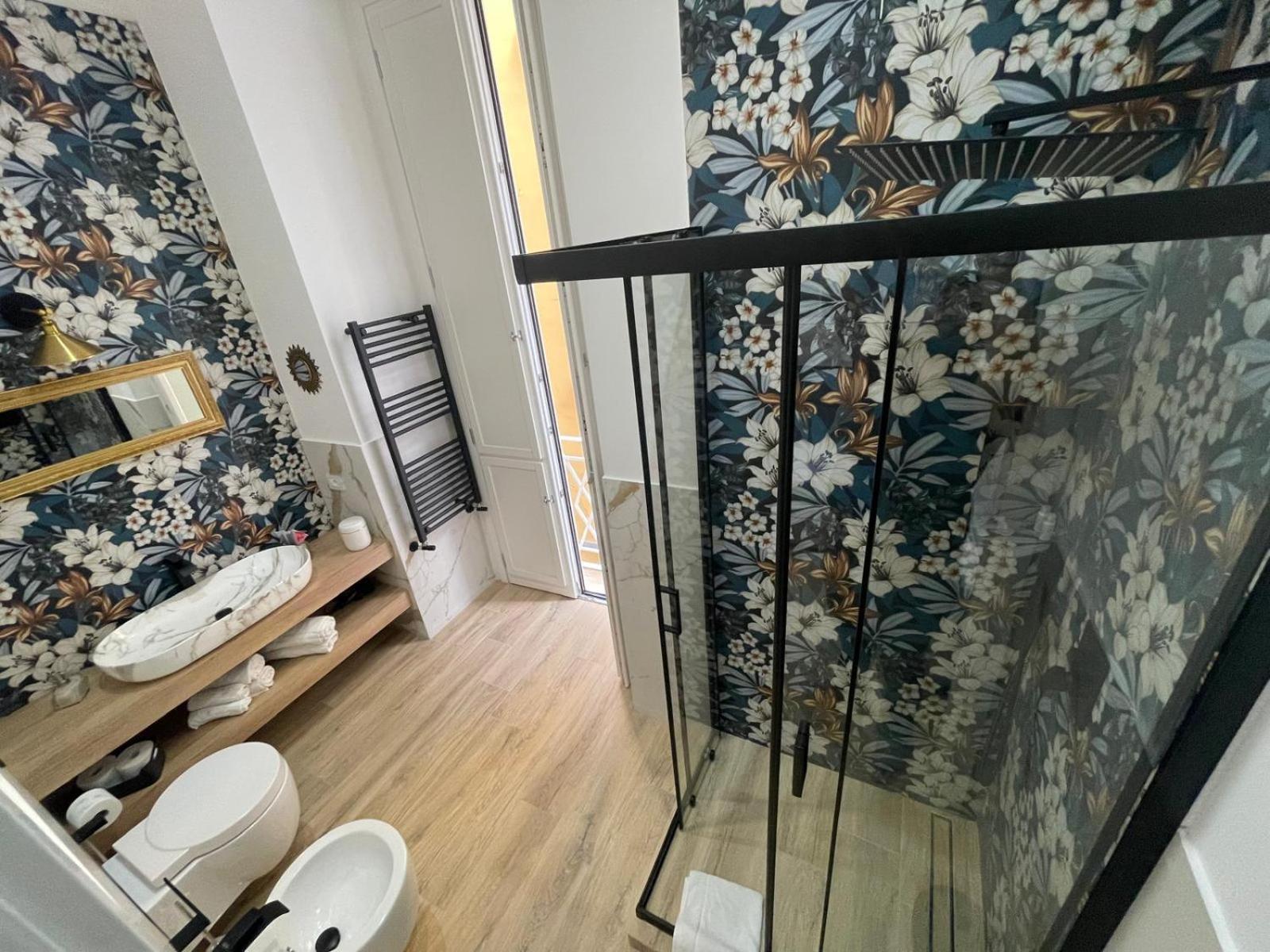 Urban Chic Suite Toledo Napoli Esterno foto