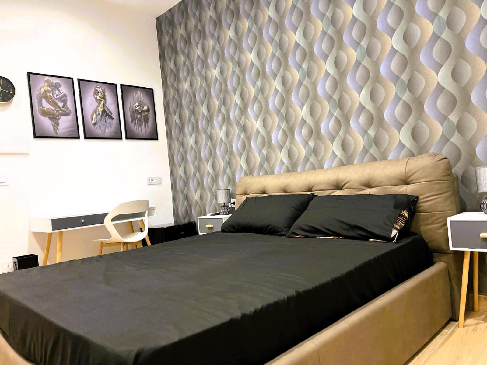 Urban Chic Suite Toledo Napoli Esterno foto