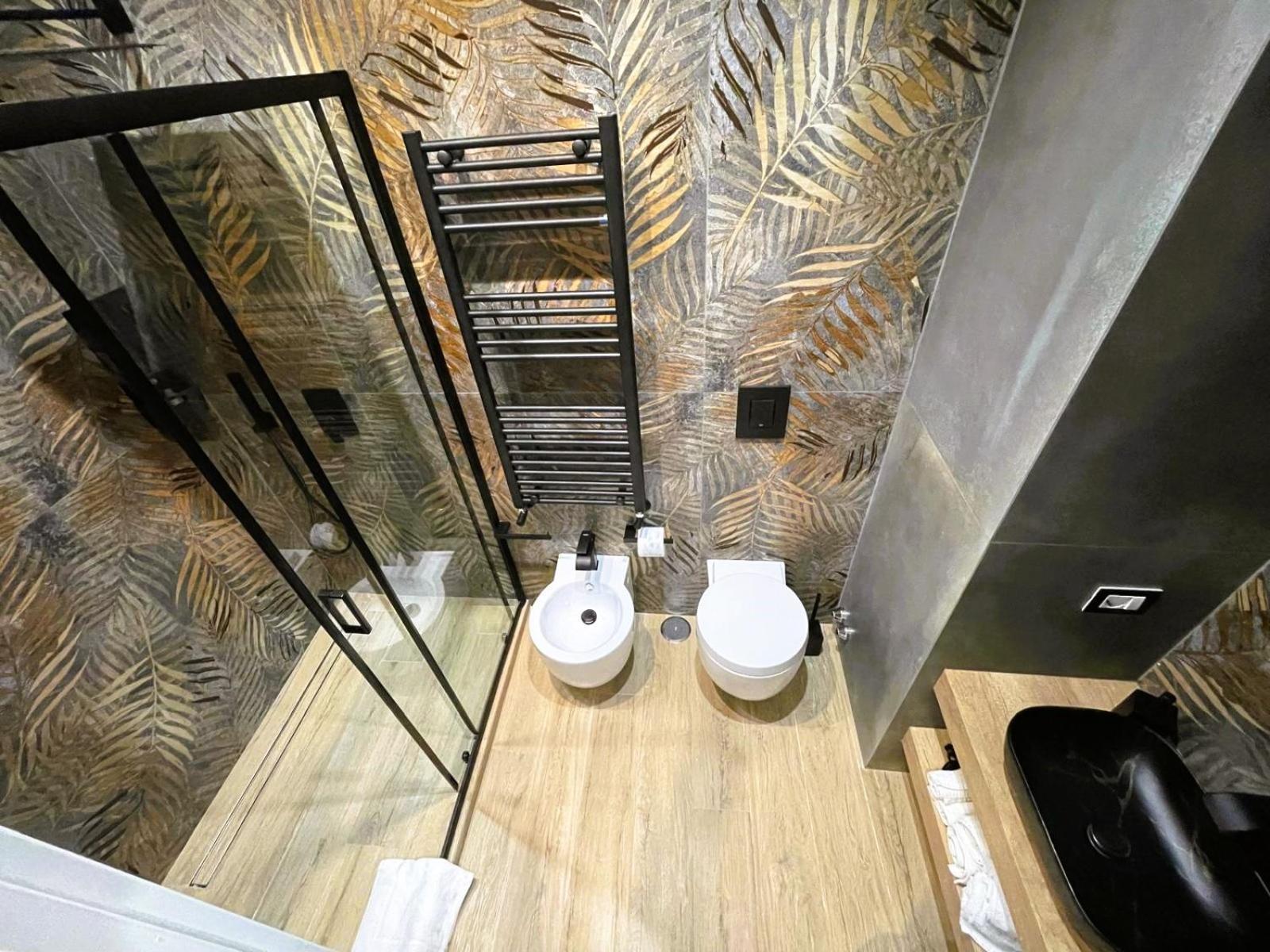 Urban Chic Suite Toledo Napoli Esterno foto